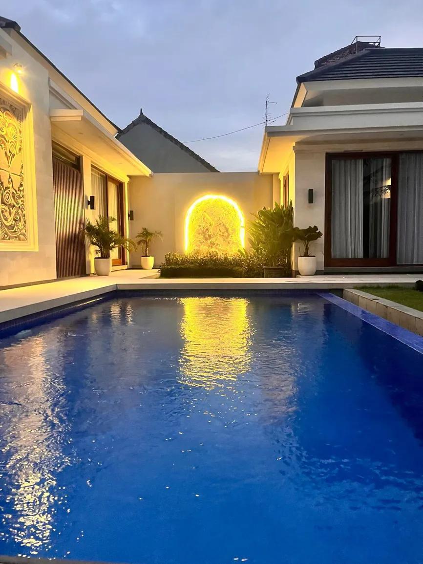 WhatsApp Image 2025-12-15 at 00.03.52