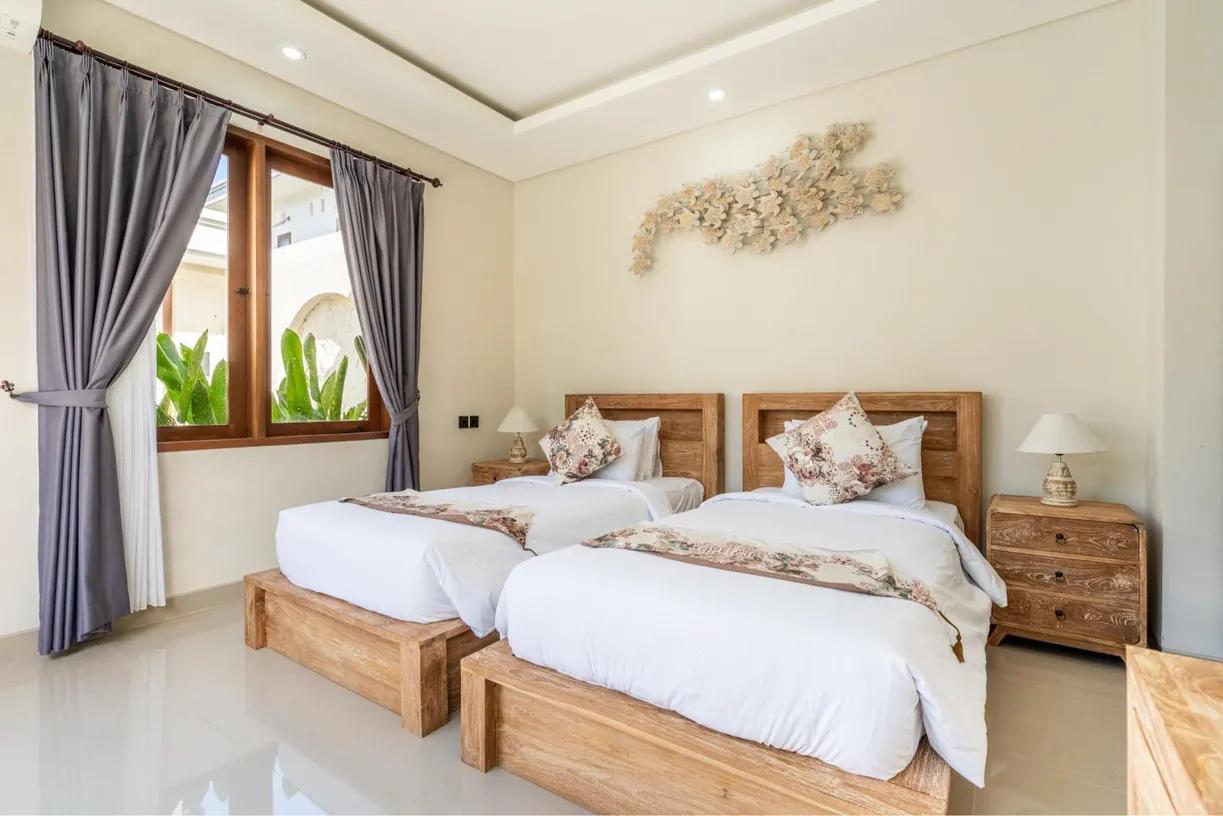 WhatsApp Image 2025-12-15 at 00.03.55 (2)