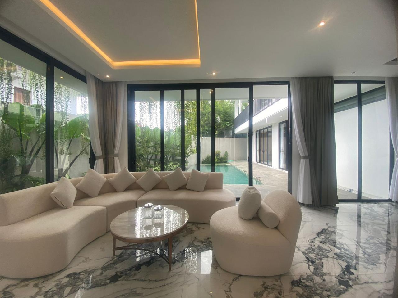 WhatsApp Image 2025-12-21 at 16.04.18 (1)