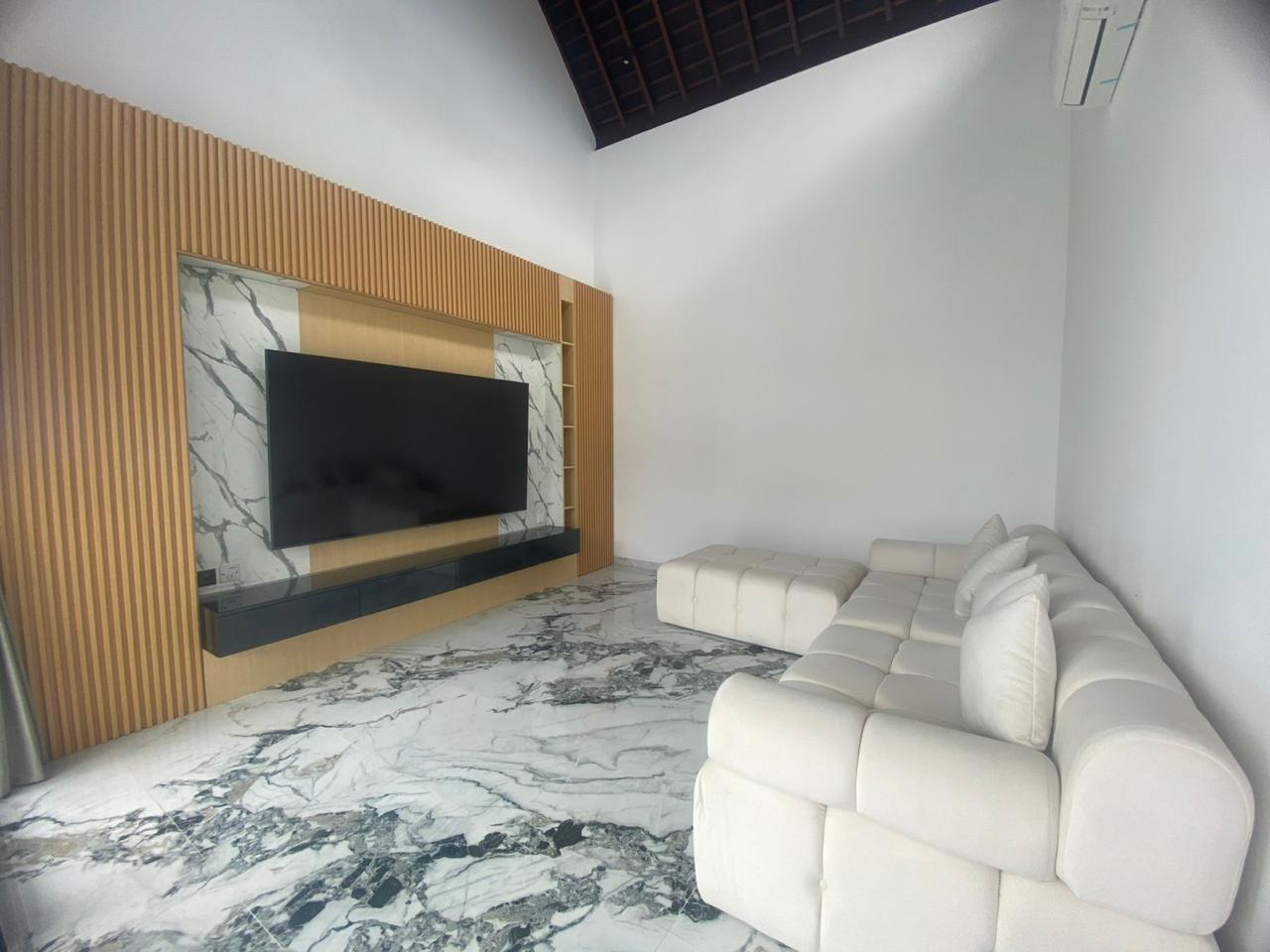 WhatsApp Image 2025-12-21 at 16.04.30