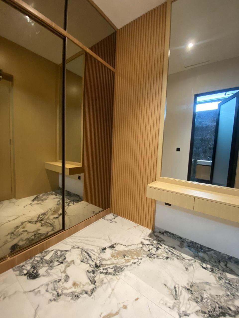 WhatsApp Image 2025-12-21 at 16.12.08 (2)