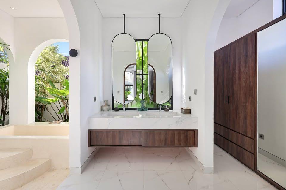 WhatsApp Image 2025-12-21 at 20.48.24 (1)